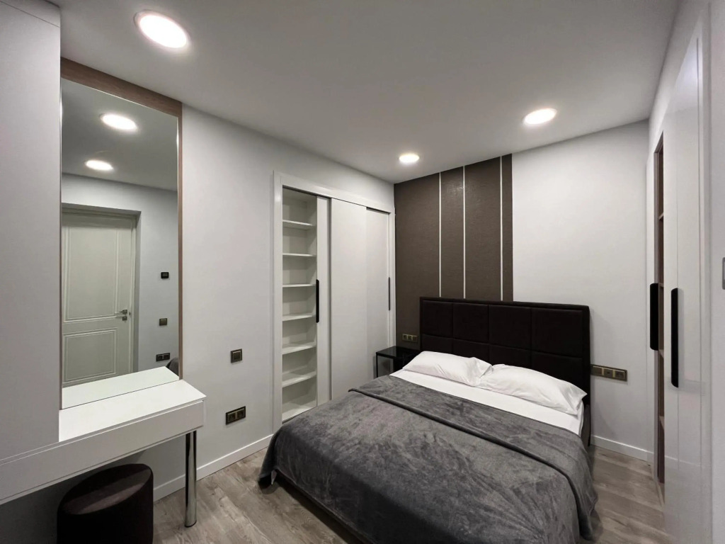 Derenik Demirchyan street, 2 bedrooms Modern, Beautiful apartment DE333
