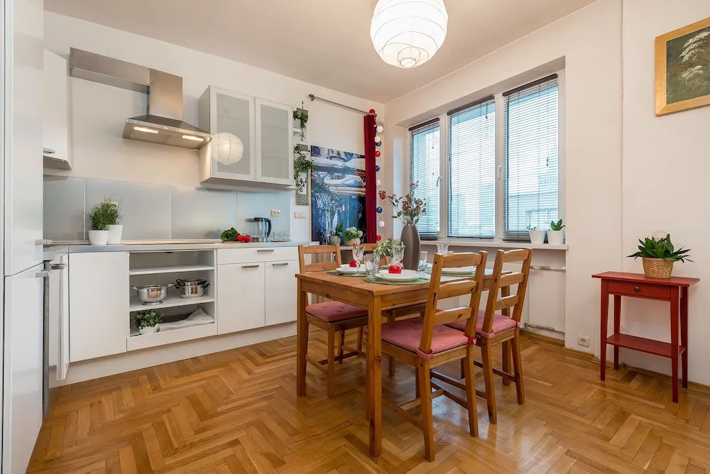 P&O Apartments Center