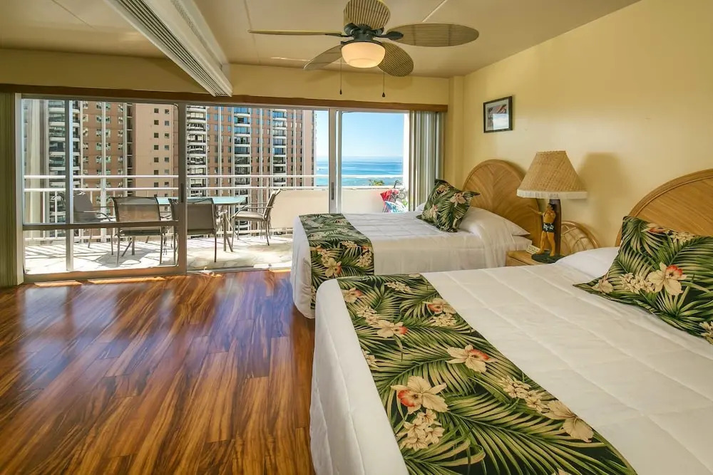 1777 Ala Moana Blvd-4 by RedAwning