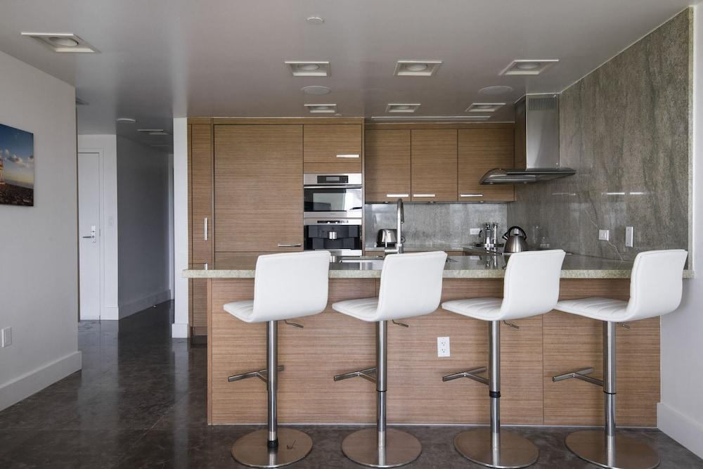 The Netherland 1 BR Condo on Ocean Drive - Miami Beach - RSM 42371