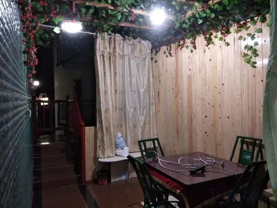 Ya'an Gasa Tibetian Inn