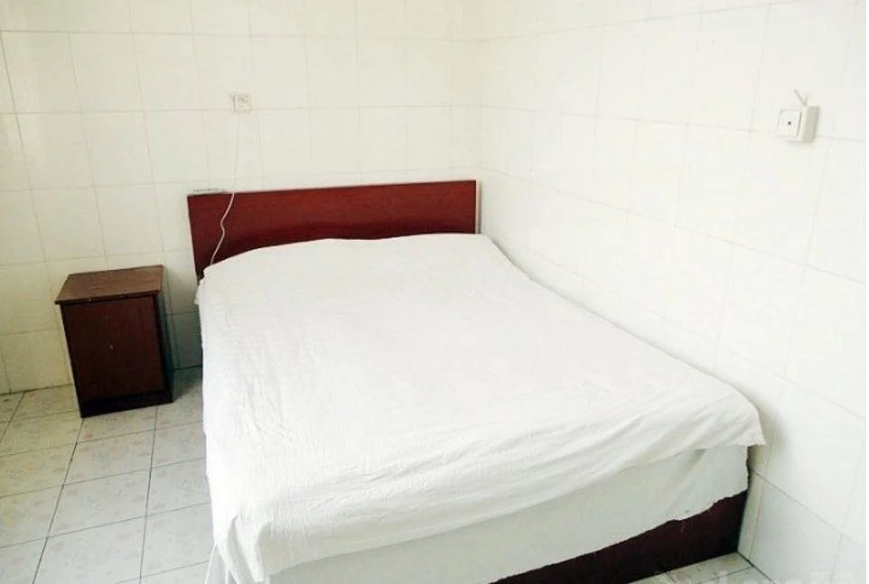 Yishui Sun & Moon Inn