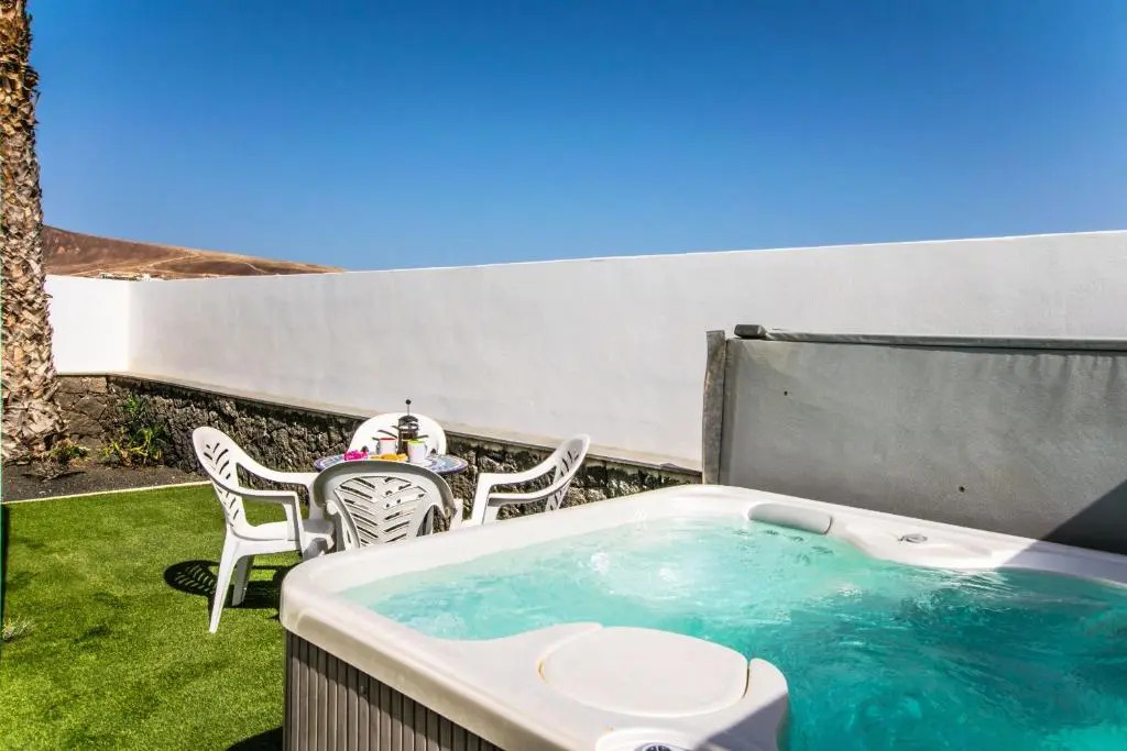 Villa Alegranza - LH190 By Villas Now Ltd