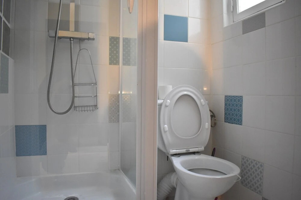 Spacious 1 Bedroom Apartment in Sacré Coeur