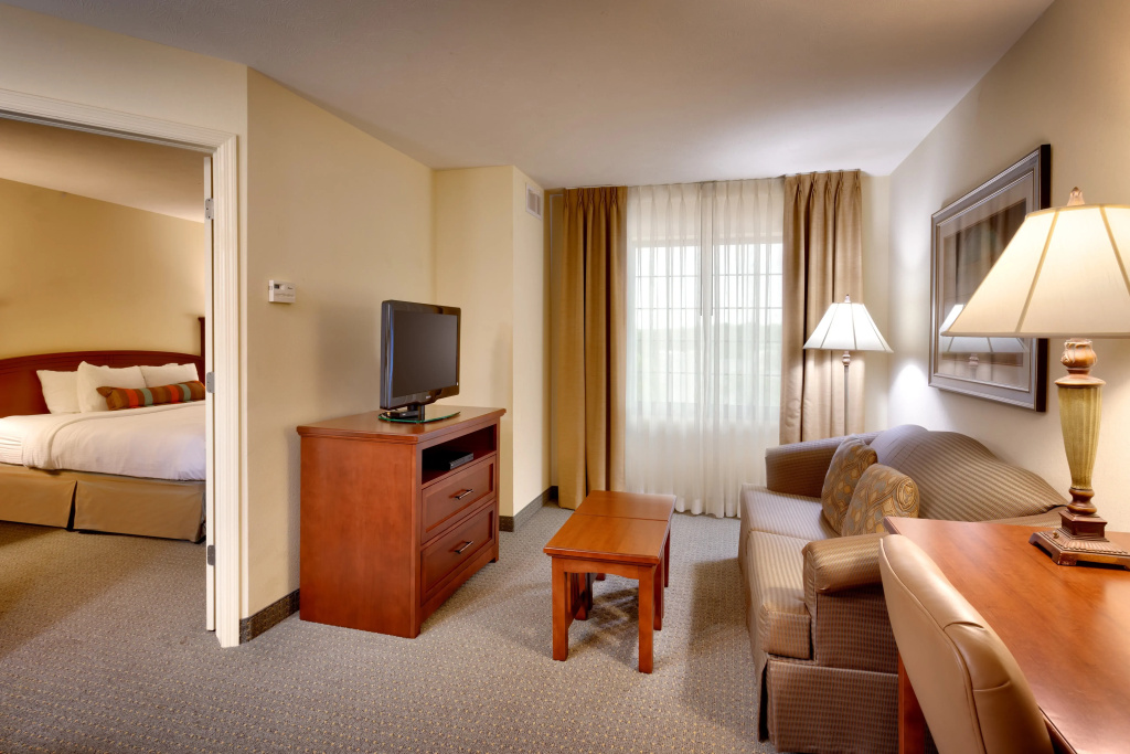 Staybridge Suites Omaha 80th and Dodge by IHG