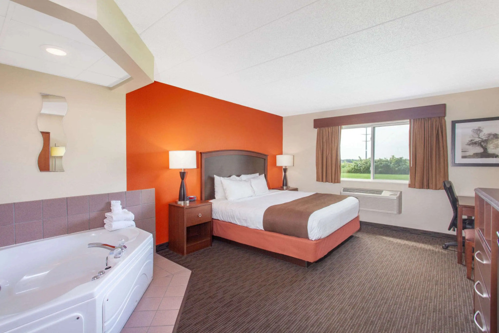 AmericInn by Wyndham St Cloud MN I-94