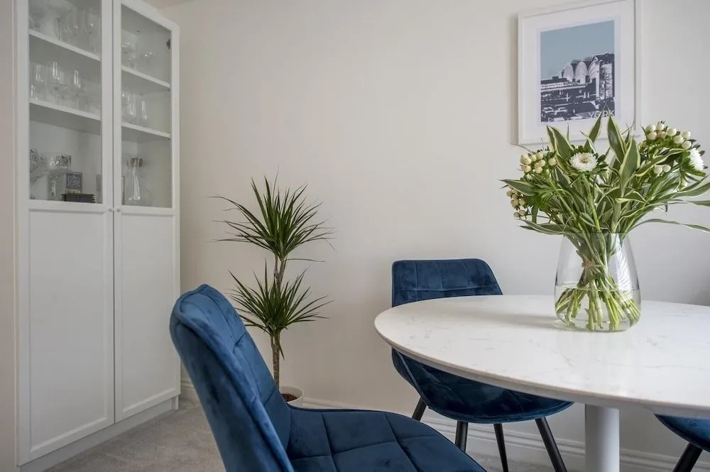 Penleys Apartment