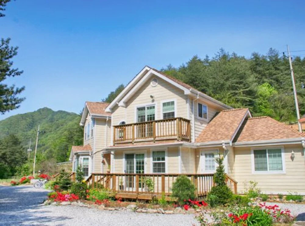 Yeongwol Yesolnuri Pension