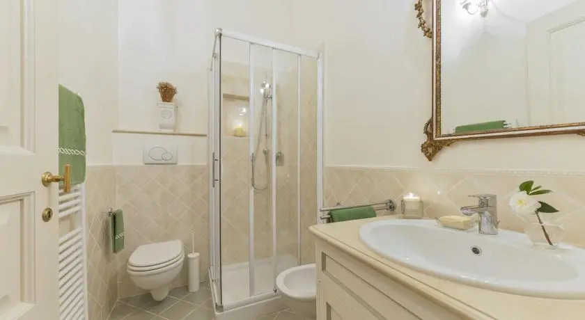 Topazia Halldis Apartment