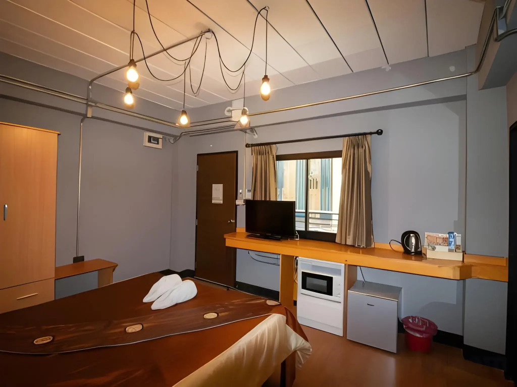 W hostel