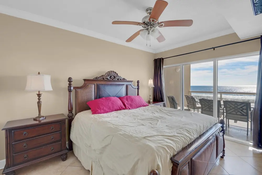 Emerald Isle unit 202