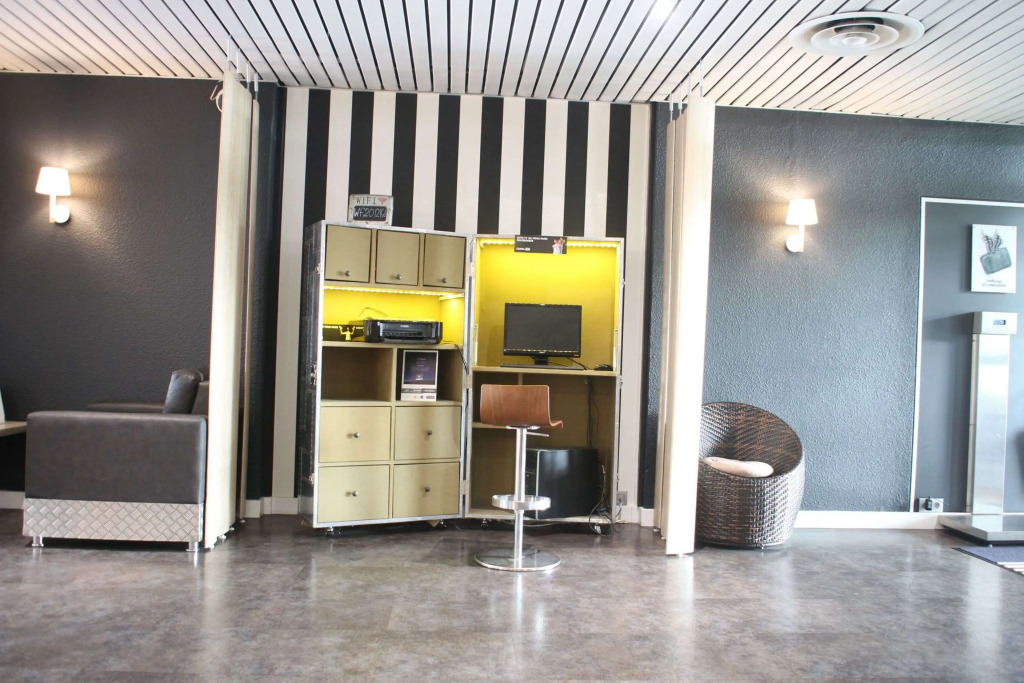 Kyriad Hôtel Orly Aéroport - Athis Mons