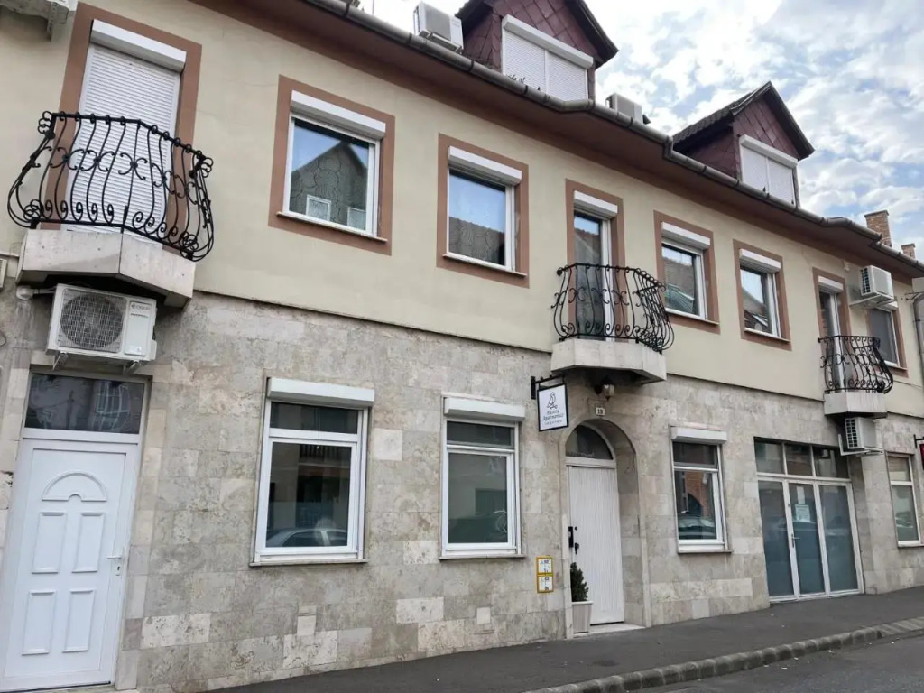 Pacsirta Apartman Grand