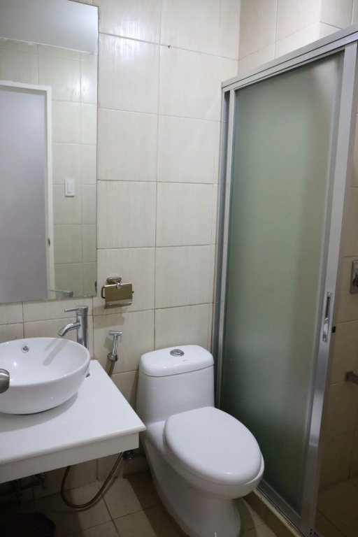 Sea Pearl Manila Suites