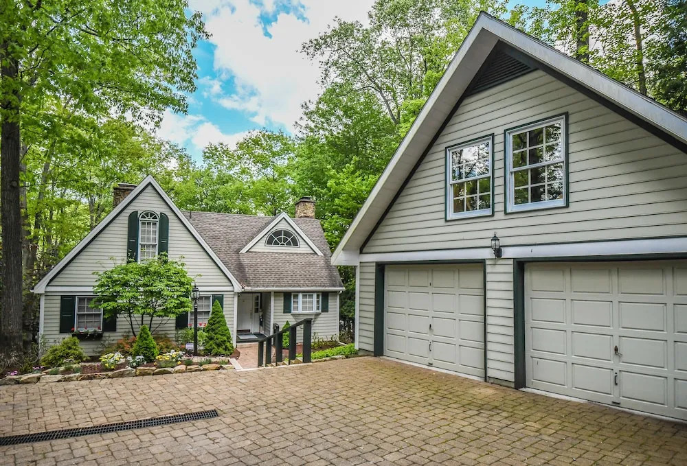 Quiet Retreat 4 Bedroom House