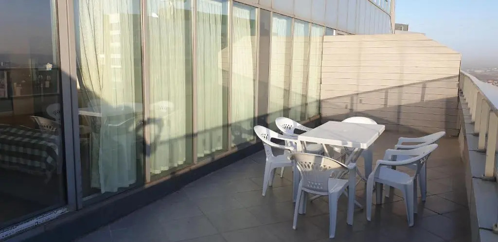 New and Lovely 2 Bedroom Apartment Next to Akbati Mall and the Tennis Academy