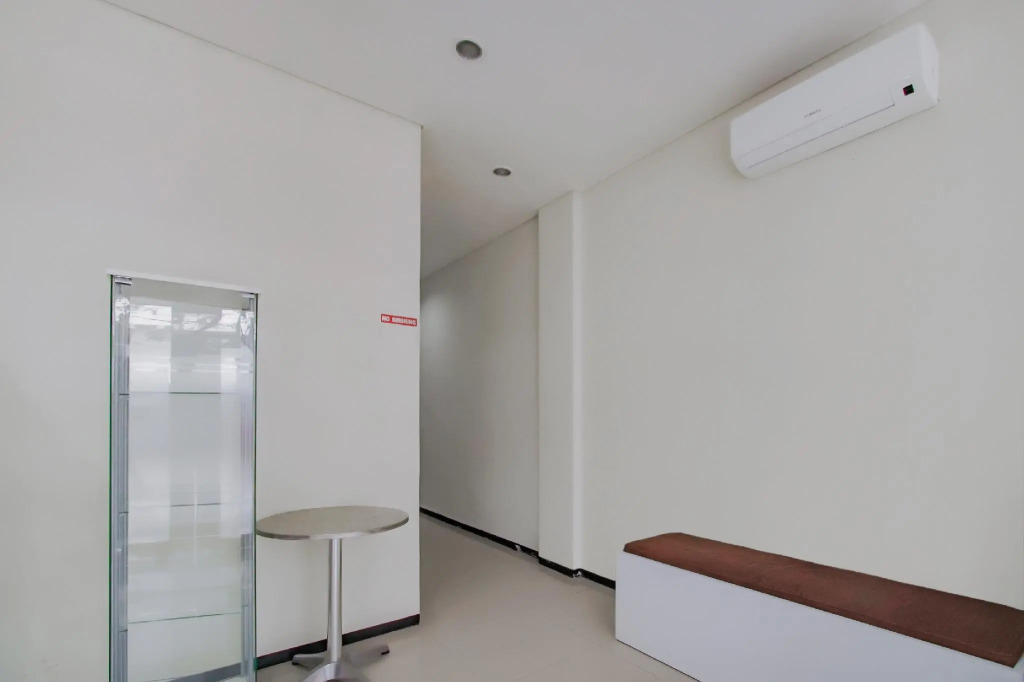 OYO 4004 Vivo Rooms