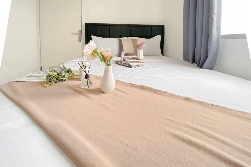 New Furnished And Comfy 2Br Menteng Square Apartment