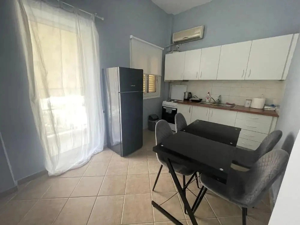 Nikea apartment near Piraeus port II