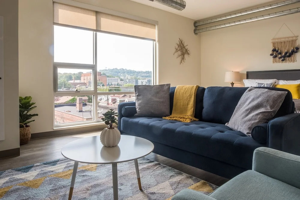 Lawrenceville Studio Apt near Butler St by Frontdesk
