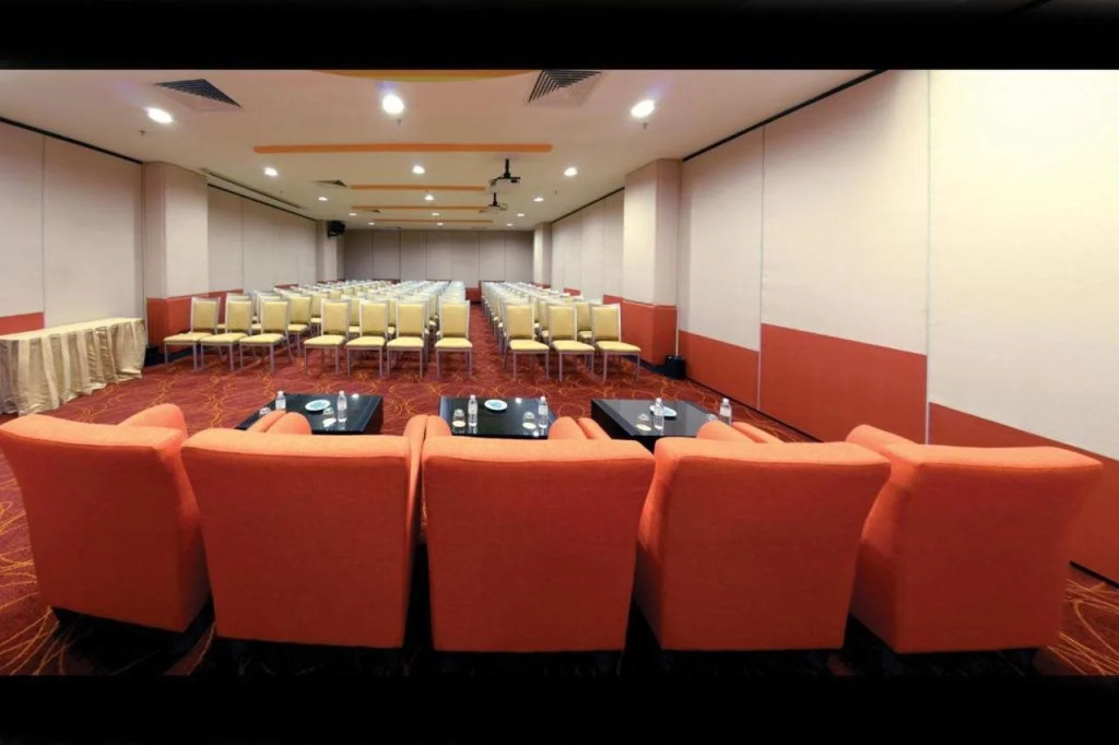 Hock Lee Hotel & Residences
