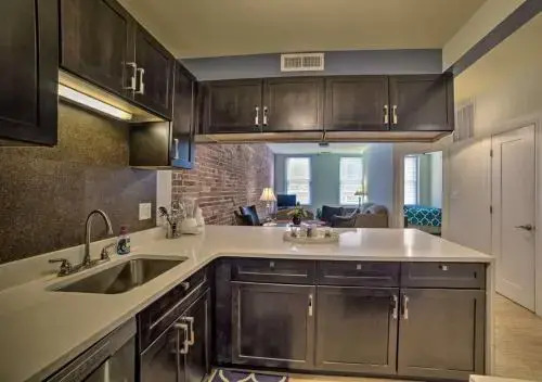 Chase Apartments at Light Street - Baltimore Inner Harbor & Convention Center
