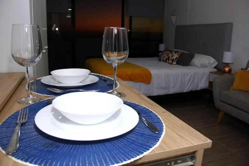 Apartamento de Lujo. Frente Mall Plaza