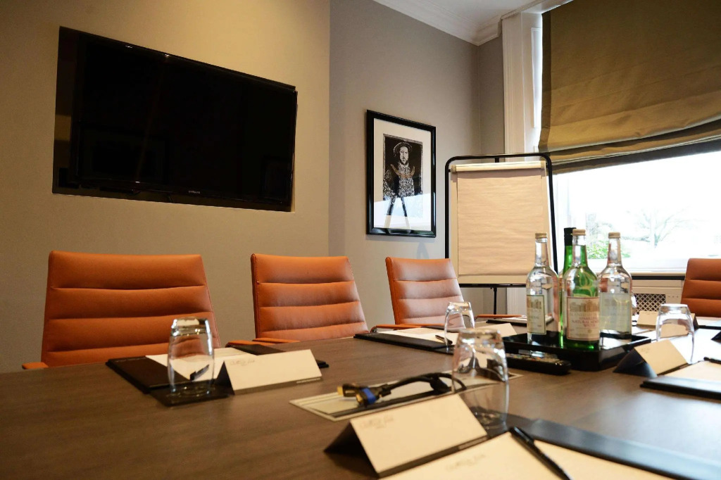 Oatlands Park Hotel