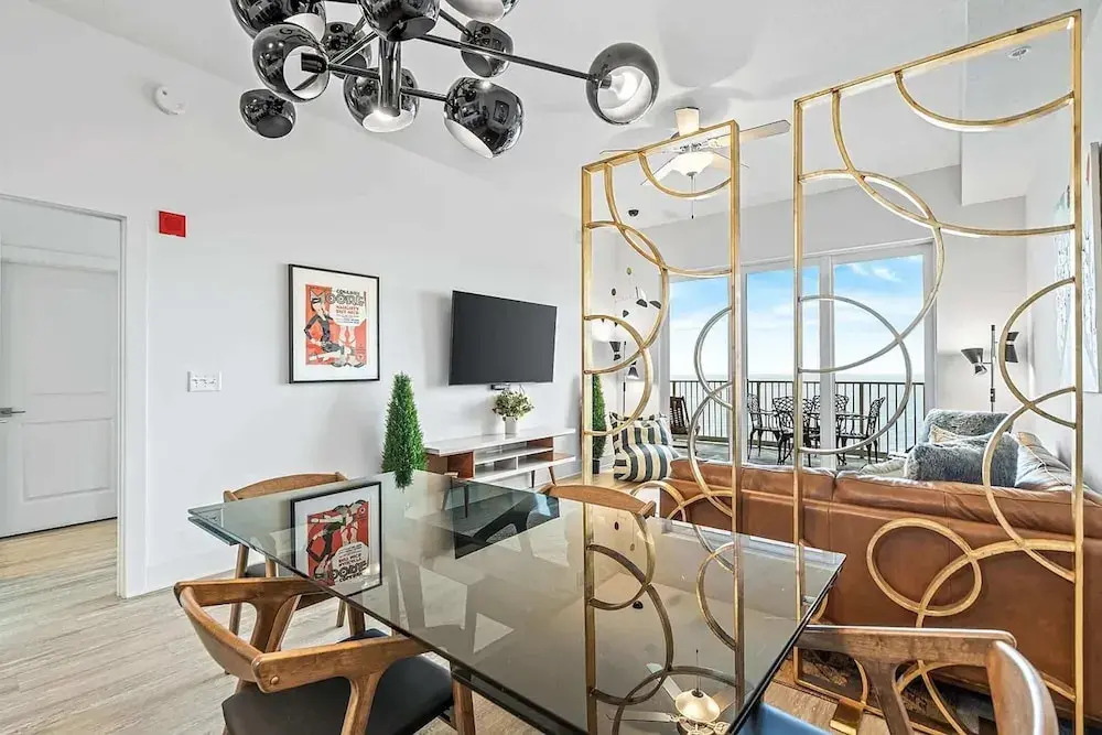Salt and Shore Escape Sleeps 7
