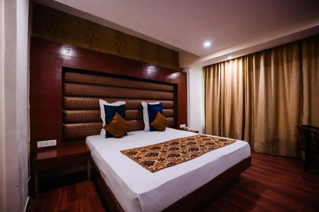 Homansh Galaxy Hotel