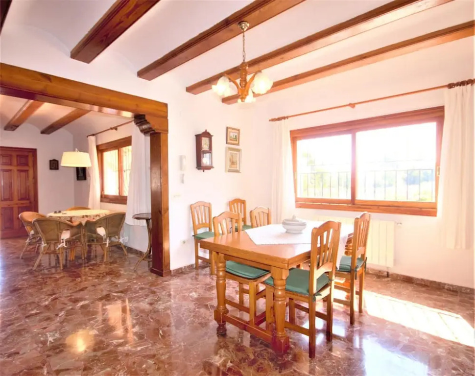 Villa- Calas