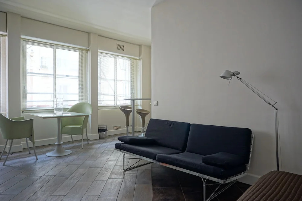 Champs-Elysés - Studio - Paris 8