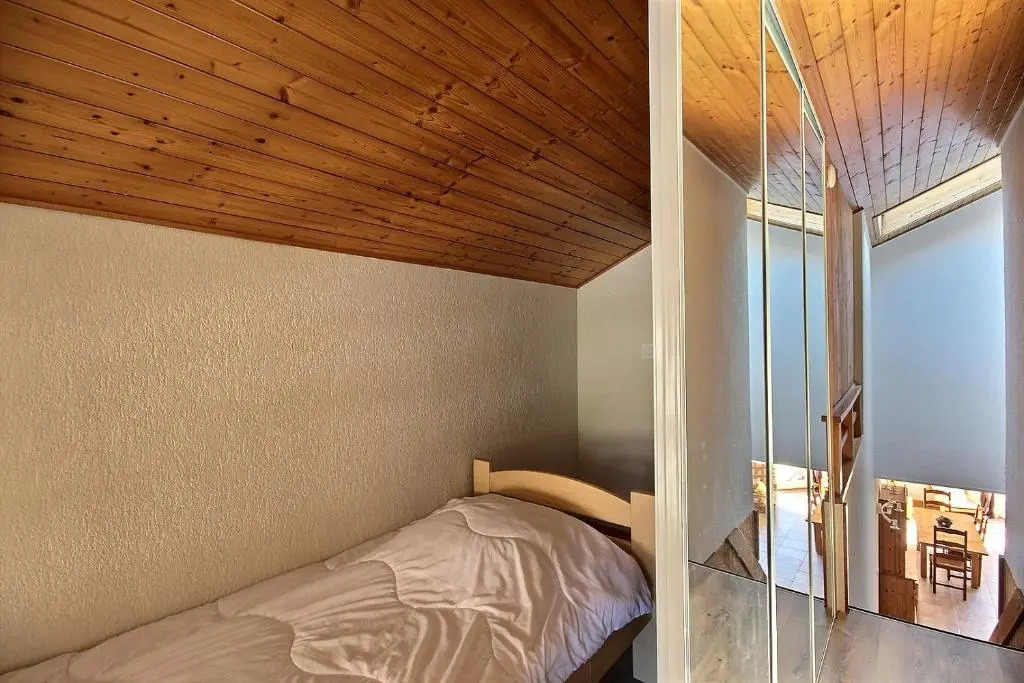 APPARTEMENT DUPLEX SPACIEUX - SAINT JEAN D'AULPS STATION - PIED DES PISTES - 9 Personnes - RELAIS D13