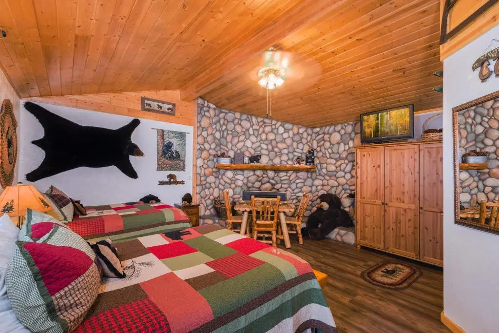 Fireside Lodge