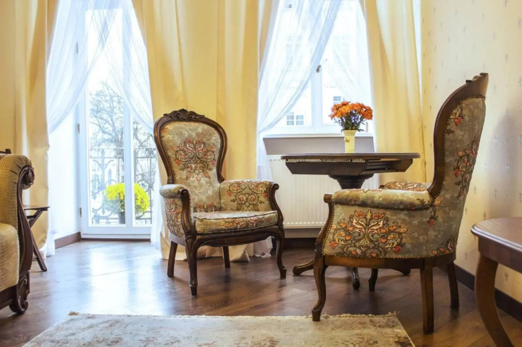 V.I.P.Apartmens Rynok Sqr.19