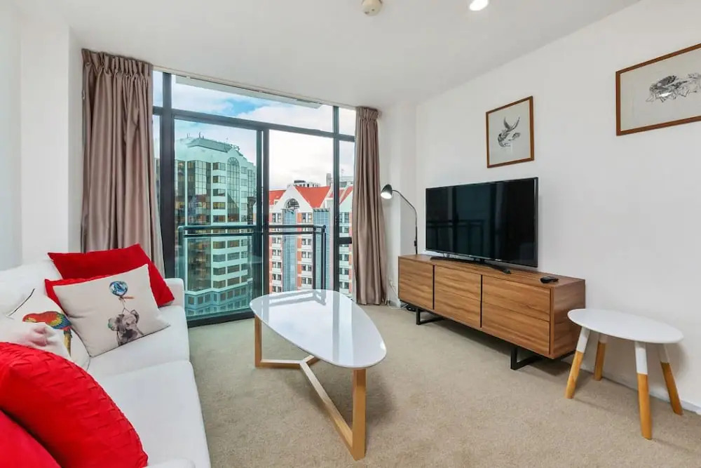 JHT - 1 BRM Apartment, Carpark, Next to University