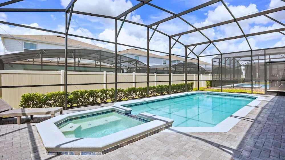 Exquisite 10br Luxury Villa Pool Hot Tub Arcade