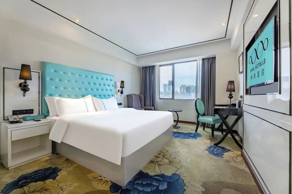 XANA LITE Hotel Shixi Metro Station