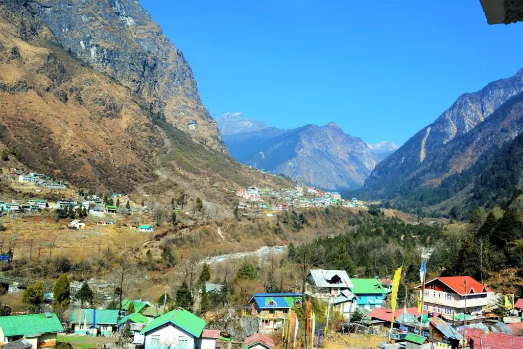 Rufina Lachung deCROWN