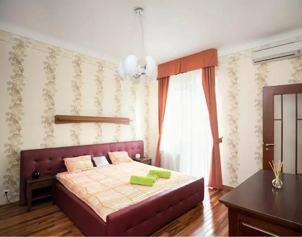Fascinating View Apartment