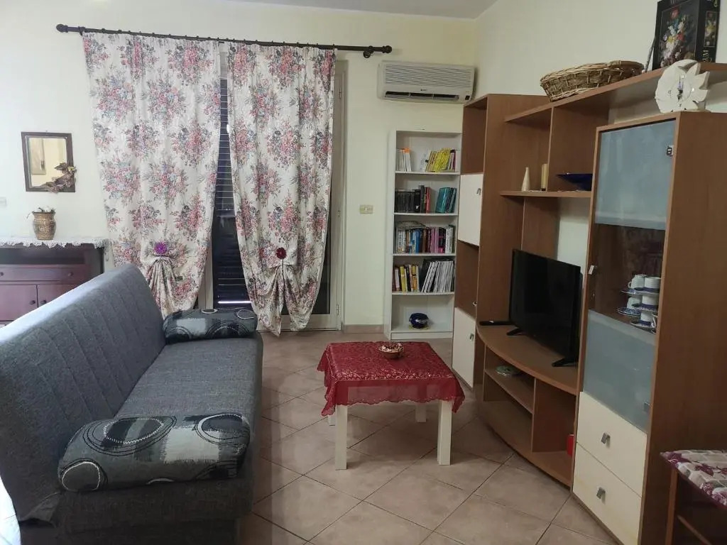 Relax House