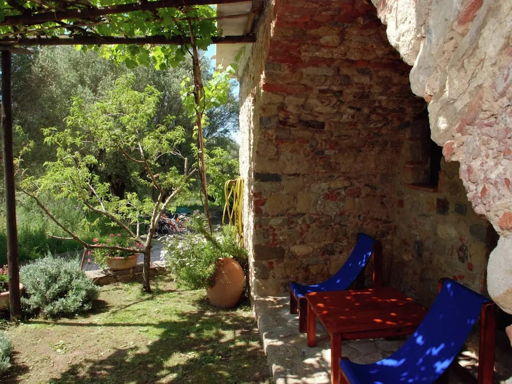 Villa in Velia near Roman Ruins and Beach