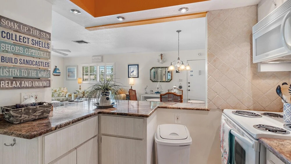 Serenity On Sutton 2 Bedroom Townhouse by RedAwning