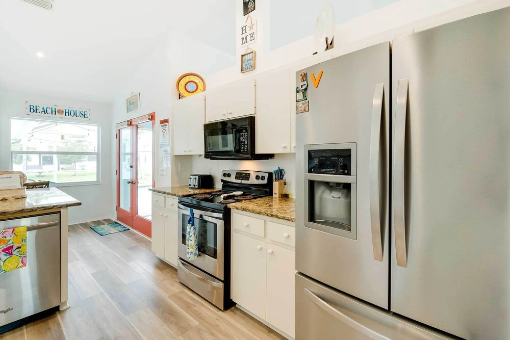 Family-friendly Englewood Getaway w/ Pool!