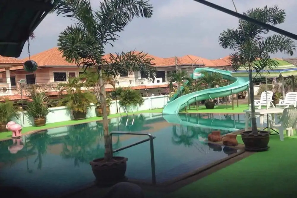 Tropical Pool