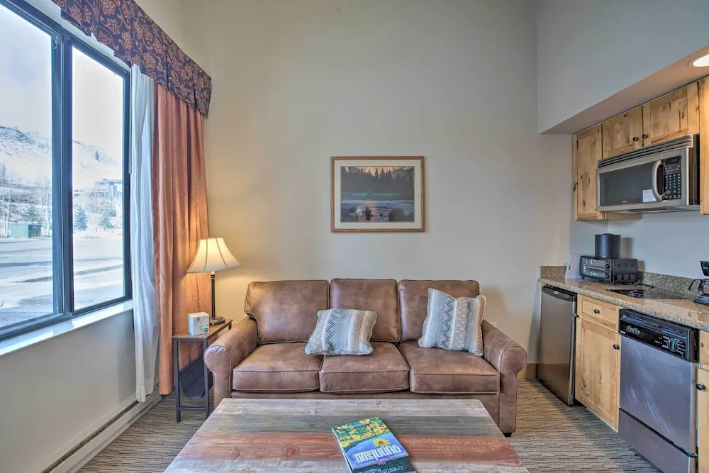 Cozy Colorado Studio Near Crested Butte Ski Slopes