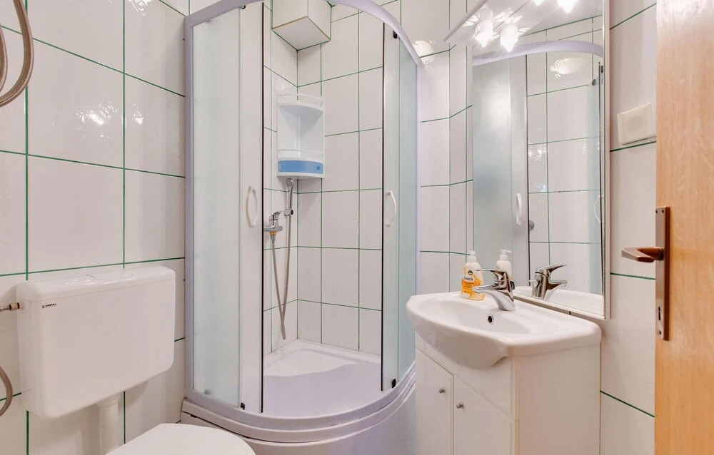 Nice Apartment in Marsici With Wifi and 1 Bedrooms