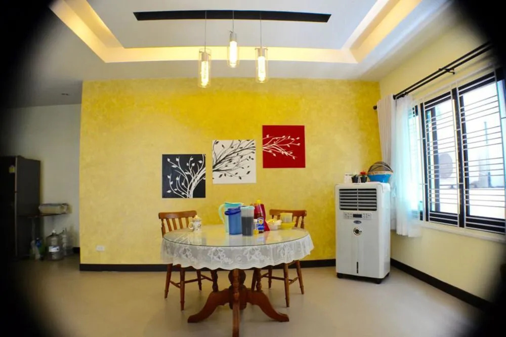 4 Bedroom House at Skytrain