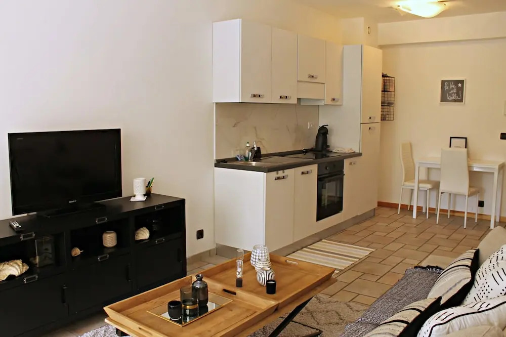 Viva Riviera Cosy 1 Bedroom with balcony