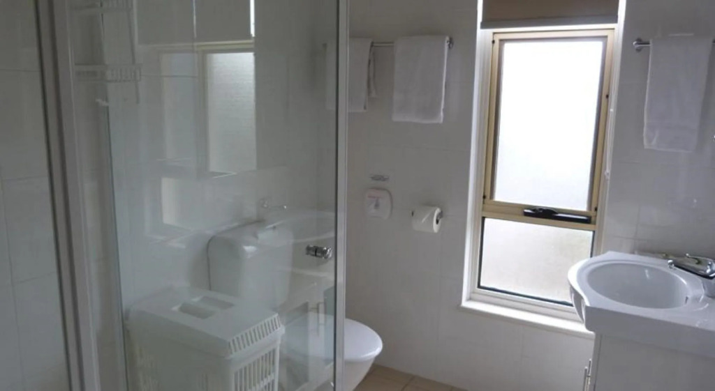 Glenelg Holiday Apartments